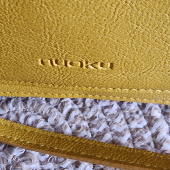NEW ~ Nuoku Leather Cellphone/Wallet Yellow Crossbody Bag - Picture 2 of 14